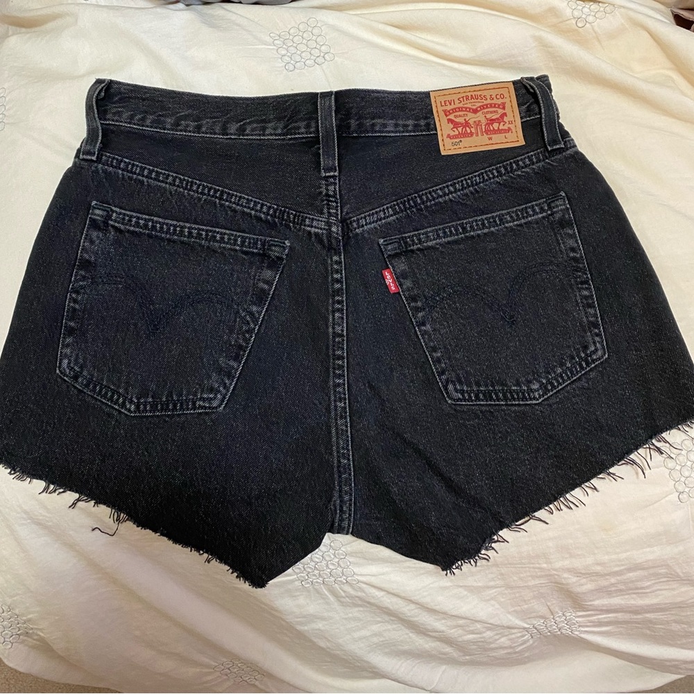 Black Levi’s 501 Shorts - US 28